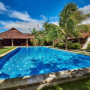 Cocotinos Manado